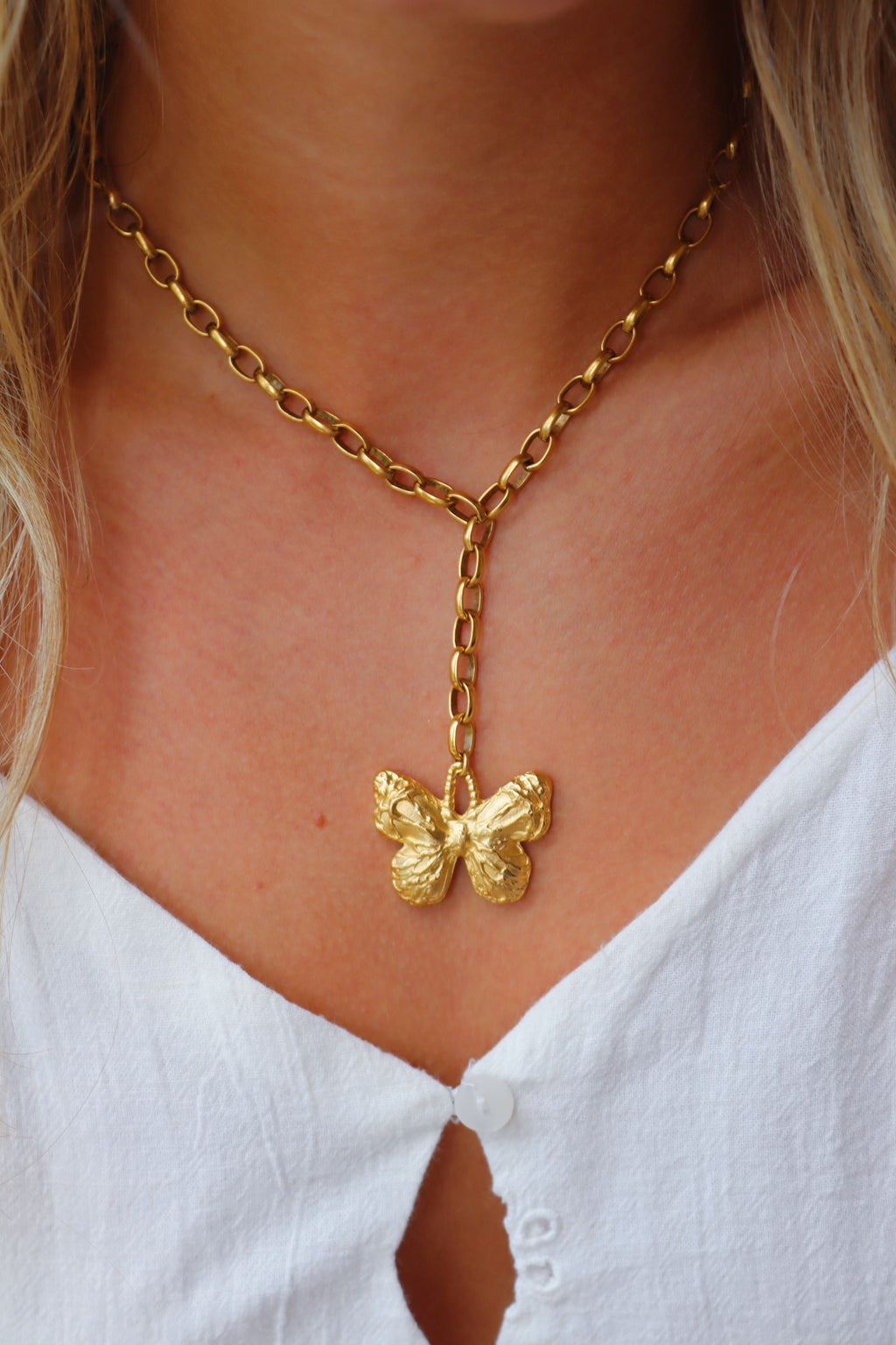 The Mariposa Necklace