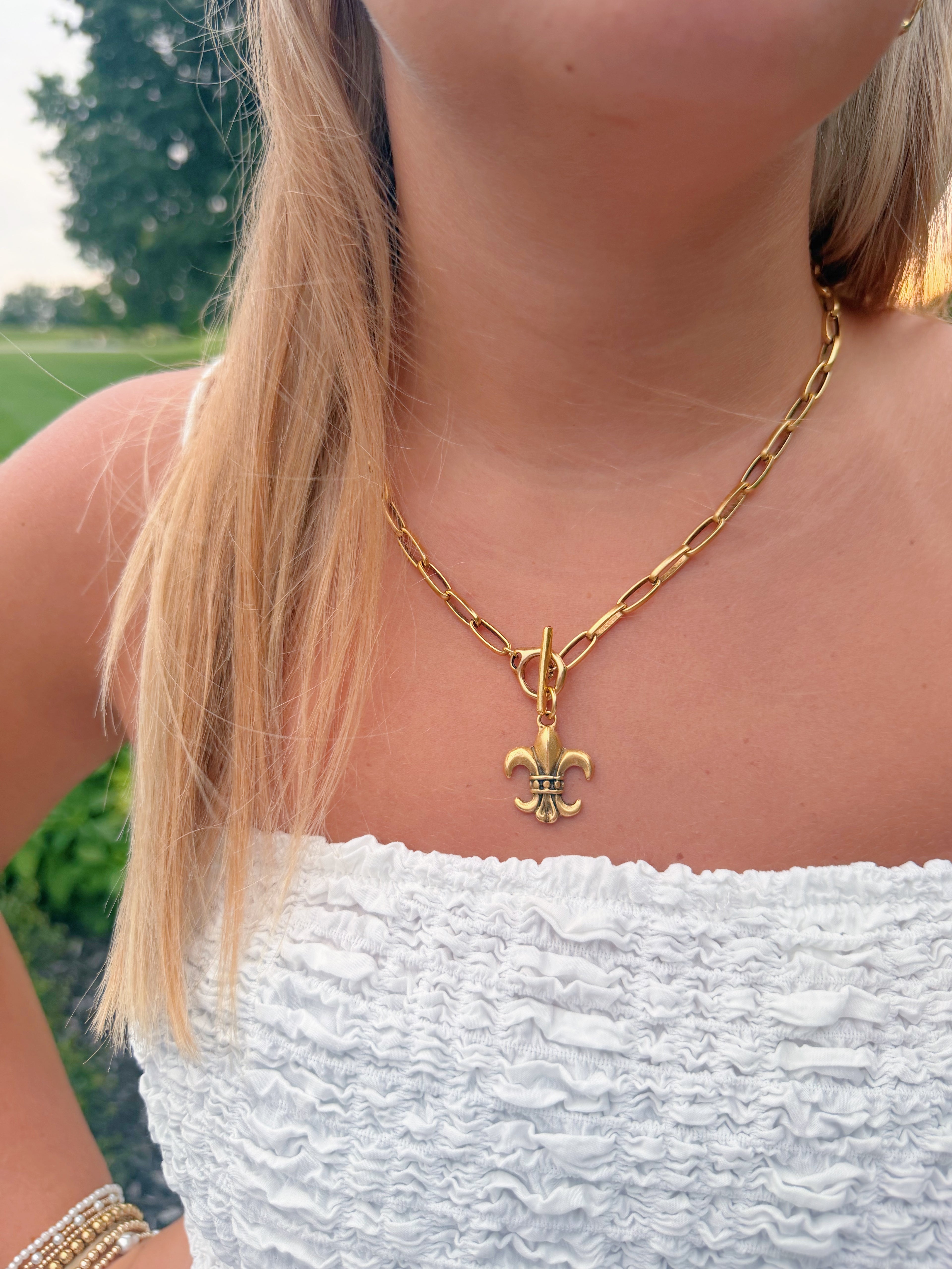 The Fleur Necklace